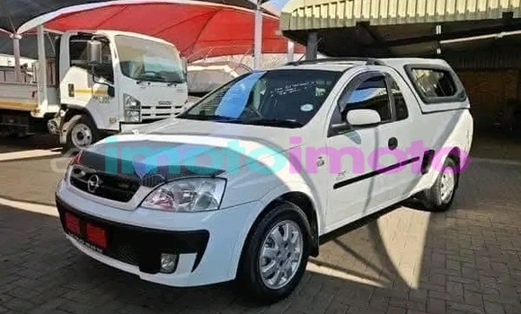 Buy Used Opel Corsa White Car in Boksburg in Gauteng Buy Used Opel Corsa White Car in Boksburg in Gauteng