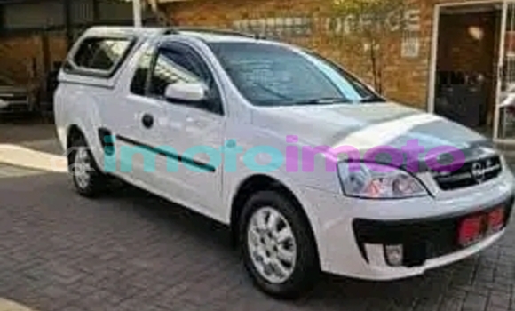 Buy Used Opel Corsa White Car in Boksburg in Gauteng Buy Used Opel Corsa White Car in Boksburg in Gauteng