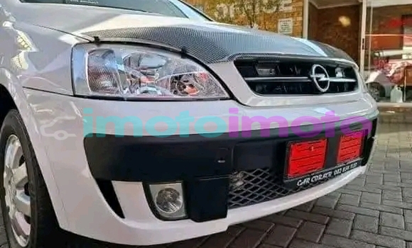 Buy Used Opel Corsa White Car in Duiwelskloof in Limpopo Buy Used Opel Corsa White Car in Duiwelskloof in Limpopo