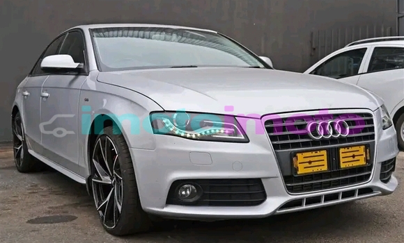 Buy Used Audi A4 White Car in Boksburg in Gauteng Buy Used Audi A4 White Car in Boksburg in Gauteng