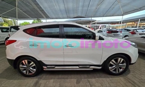 Buy Used Hyundai ix35 White Car in Pretoria in Gauteng Buy Used Hyundai ix35 White Car in Pretoria in Gauteng