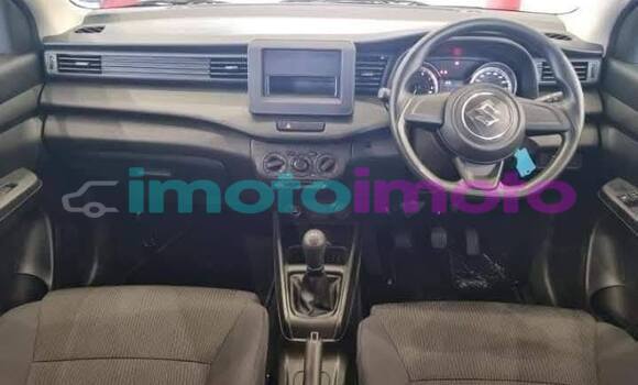 Buy Used Suzuki Ertiga White Car in Johannesburg in Gauteng Buy Used Suzuki Ertiga White Car in Johannesburg in Gauteng