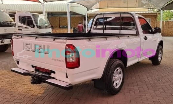 Buy Used Isuzu KB White Car in Booysens in Gauteng Buy Used Isuzu KB White Car in Booysens in Gauteng