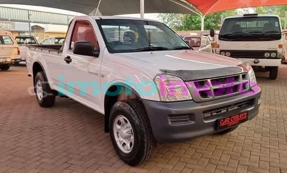 Buy Used Isuzu KB White Car in Booysens in Gauteng Buy Used Isuzu KB White Car in Booysens in Gauteng
