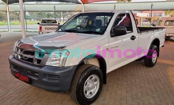 Buy Used Isuzu KB White Car in Booysens in Gauteng Buy Used Isuzu KB White Car in Booysens in Gauteng