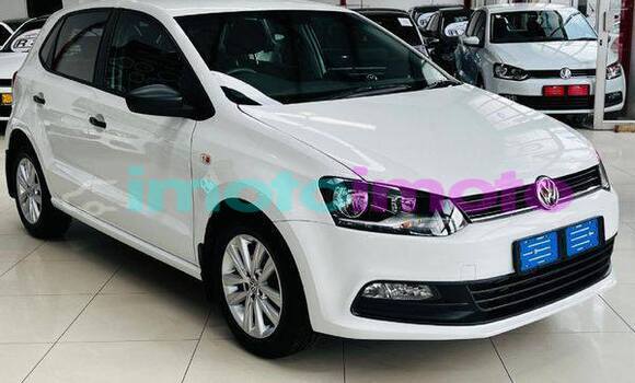 Buy Used Volkswagen Polo White Car in Booysens in Gauteng Buy Used Volkswagen Polo White Car in Booysens in Gauteng