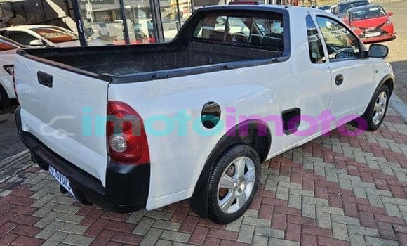 Buy Used Opel Corsa White Car in Johannesburg in Gauteng Buy Used Opel Corsa White Car in Johannesburg in Gauteng
