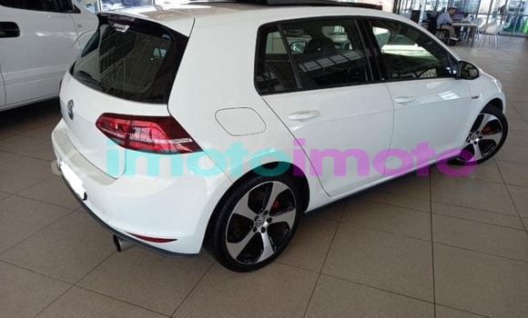 Buy Used Volkswagen Golf White Car in Johannesburg in Gauteng Buy Used Volkswagen Golf White Car in Johannesburg in Gauteng