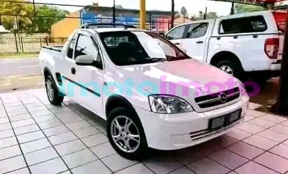 Buy Used Opel Corsa White Car in Boksburg in Gauteng Buy Used Opel Corsa White Car in Boksburg in Gauteng