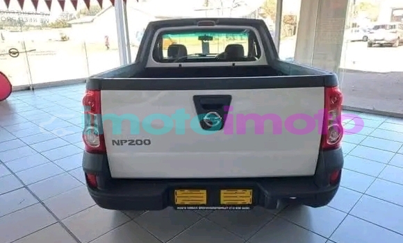 Buy Used Nissan Np200 White Car in Emjindini in Mpumalanga Buy Used Nissan Np200 White Car in Emjindini in Mpumalanga