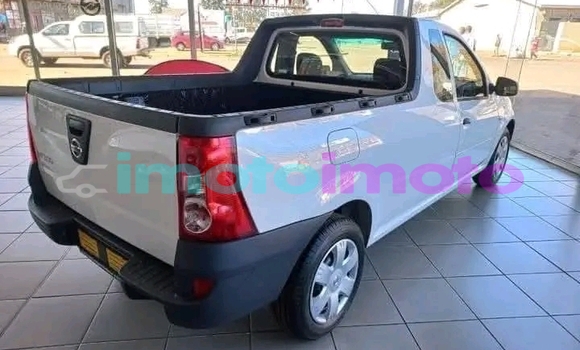 Buy Used Nissan Np200 White Car in Emjindini in Mpumalanga Buy Used Nissan Np200 White Car in Emjindini in Mpumalanga