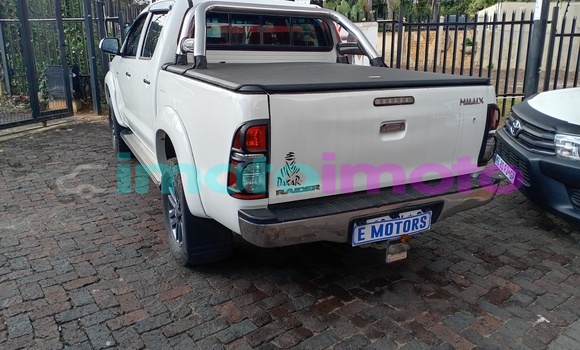 Buy Used Toyota Hilux White Truck in Johannesburg in Gauteng Buy Used Toyota Hilux White Truck in Johannesburg in Gauteng