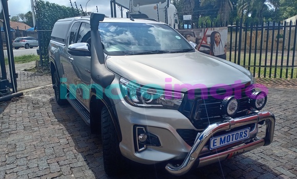 Buy Used Toyota Hilux Silver Truck in Johannesburg in Gauteng Buy Used Toyota Hilux Silver Truck in Johannesburg in Gauteng