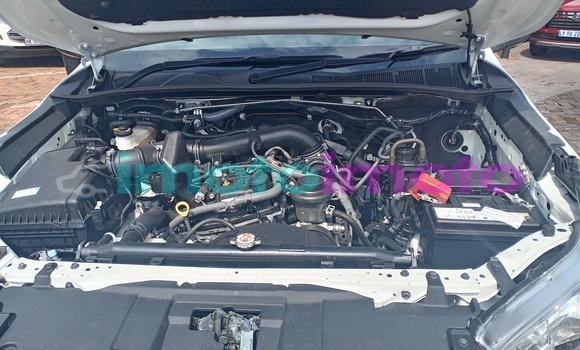 Buy Used Toyota Hilux White Truck in Johannesburg in Gauteng Buy Used Toyota Hilux White Truck in Johannesburg in Gauteng