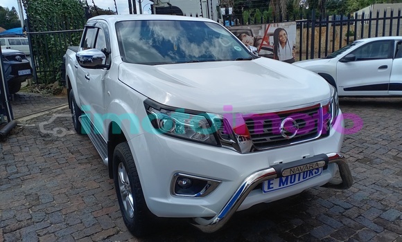 Buy Used Nissan Navara White Car in Johannesburg in Gauteng Buy Used Nissan Navara White Car in Johannesburg in Gauteng
