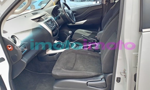 Buy Used Nissan Navara White Car in Johannesburg in Gauteng Buy Used Nissan Navara White Car in Johannesburg in Gauteng