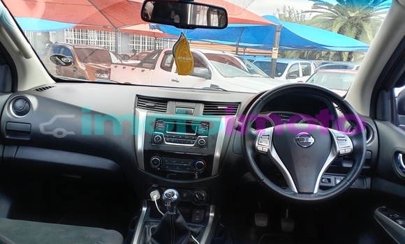 Buy Used Nissan Navara White Car in Johannesburg in Gauteng Buy Used Nissan Navara White Car in Johannesburg in Gauteng