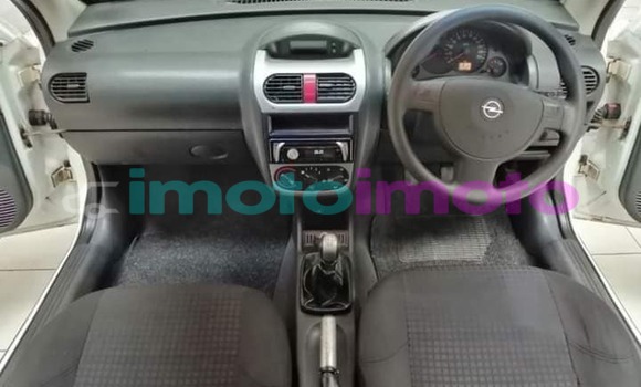 Buy Used Opel Corsa White Car in Johannesburg in Gauteng Buy Used Opel Corsa White Car in Johannesburg in Gauteng