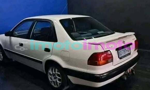 Buy Used Toyota Corolla White Car in Johannesburg in Gauteng Buy Used Toyota Corolla White Car in Johannesburg in Gauteng