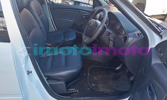 Buy Used Nissan Np200 White Car in Johannesburg in Gauteng Buy Used Nissan Np200 White Car in Johannesburg in Gauteng