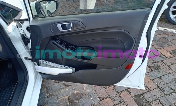 Buy Used Ford Fiesta White Car in Johannesburg in Gauteng Buy Used Ford Fiesta White Car in Johannesburg in Gauteng