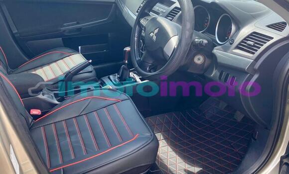 Buy Used Mitsubishi Lancer Gold Car in Nelspruit in Mpumalanga Buy Used Mitsubishi Lancer Gold Car in Nelspruit in Mpumalanga