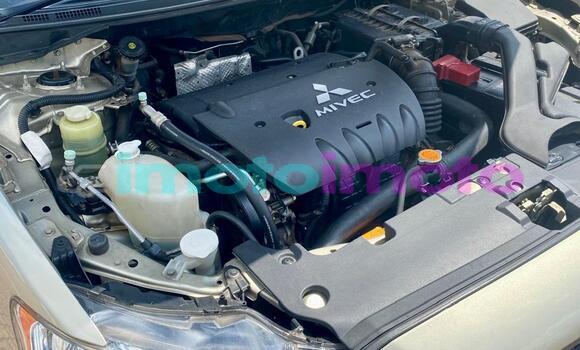 Buy Used Mitsubishi Lancer Gold Car in Nelspruit in Mpumalanga Buy Used Mitsubishi Lancer Gold Car in Nelspruit in Mpumalanga