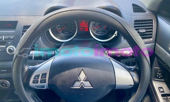 Buy Used Mitsubishi Lancer Gold Car in Nelspruit in Mpumalanga Buy Used Mitsubishi Lancer Gold Car in Nelspruit in Mpumalanga