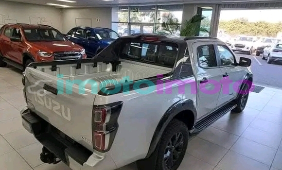 Buy Used Isuzu D-Max Other Car in Booysens in Gauteng Buy Used Isuzu D-Max Other Car in Booysens in Gauteng