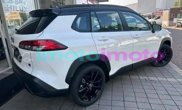 Buy Used Toyota Corolla White Car in Dendron in Limpopo Buy Used Toyota Corolla White Car in Dendron in Limpopo