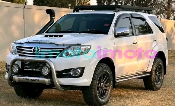 Buy Used Toyota Fortuner White Car in Ermelo in Mpumalanga Buy Used Toyota Fortuner White Car in Ermelo in Mpumalanga