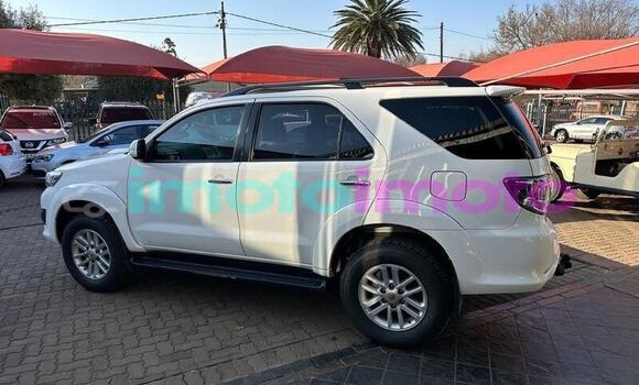 Buy Used Toyota Fortuner White Car in Ermelo in Mpumalanga Buy Used Toyota Fortuner White Car in Ermelo in Mpumalanga