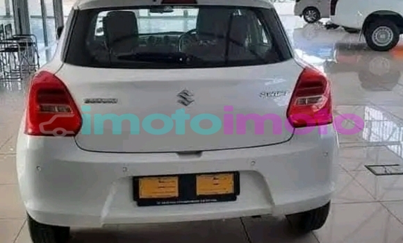 Buy Used Suzuki Swift White Car in Benoni in Gauteng Buy Used Suzuki Swift White Car in Benoni in Gauteng