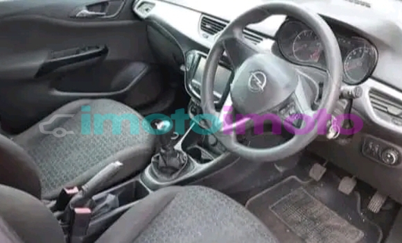 Buy Used Opel Corsa Silver Car in Boksburg in Gauteng Buy Used Opel Corsa Silver Car in Boksburg in Gauteng