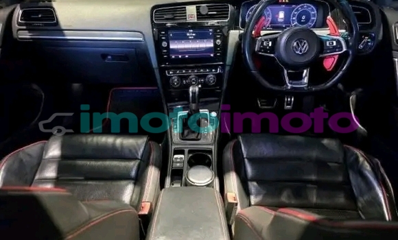 Buy Used Volkswagen Golf Red Car in Benoni in Gauteng Buy Used Volkswagen Golf Red Car in Benoni in Gauteng