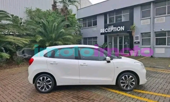 Buy Used Toyota Starlet White Car in Boksburg in Gauteng Buy Used Toyota Starlet White Car in Boksburg in Gauteng