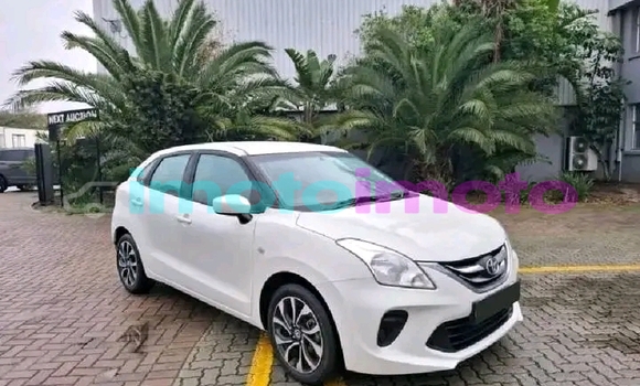 Buy Used Toyota Starlet White Car in Boksburg in Gauteng Buy Used Toyota Starlet White Car in Boksburg in Gauteng