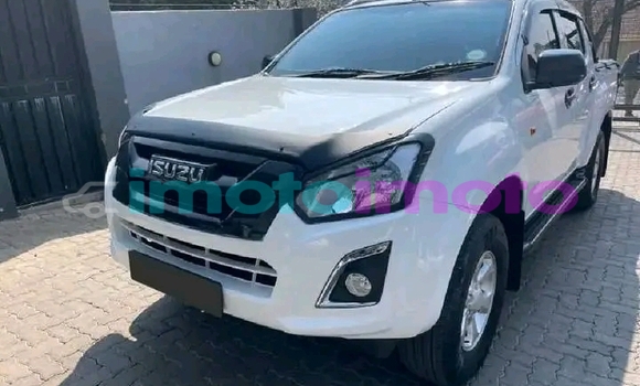 Buy Used Isuzu Kb 250 White Car in Dainfern in Gauteng Buy Used Isuzu Kb 250 White Car in Dainfern in Gauteng