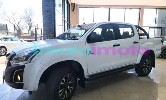 Buy Used Isuzu KB White Car in Boksburg in Gauteng Buy Used Isuzu KB White Car in Boksburg in Gauteng