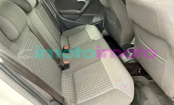 Buy Used Volkswagen Polo White Car in Boksburg in Gauteng Buy Used Volkswagen Polo White Car in Boksburg in Gauteng