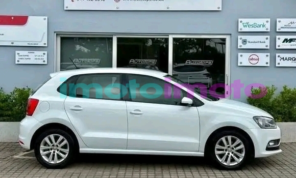 Buy Used Volkswagen Polo White Car in Boksburg in Gauteng Buy Used Volkswagen Polo White Car in Boksburg in Gauteng
