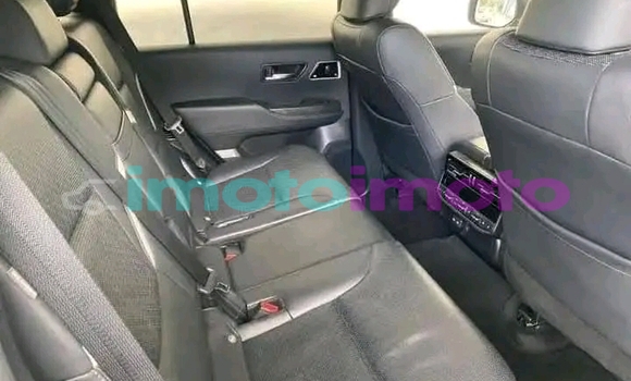 Buy Used Toyota Land Cruiser White Car in Brakpan in Gauteng Buy Used Toyota Land Cruiser White Car in Brakpan in Gauteng