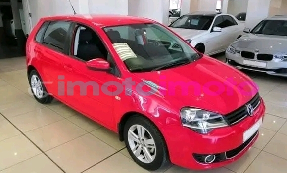 Buy Used Volkswagen Polo Red Car in Dainfern in Gauteng Buy Used Volkswagen Polo Red Car in Dainfern in Gauteng