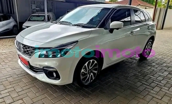 Buy Used Suzuki Baleno White Car in Cullinan in Gauteng Buy Used Suzuki Baleno White Car in Cullinan in Gauteng