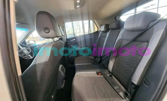 Buy Used Volkswagen T-Roc Other Car in Boksburg in Gauteng Buy Used Volkswagen T-Roc Other Car in Boksburg in Gauteng