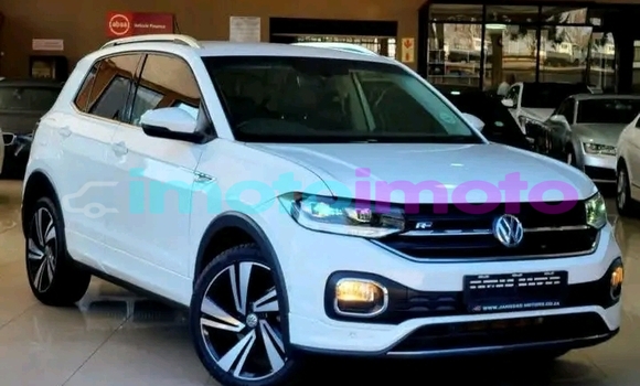 Buy Used Volkswagen T-Roc Other Car in Boksburg in Gauteng Buy Used Volkswagen T-Roc Other Car in Boksburg in Gauteng
