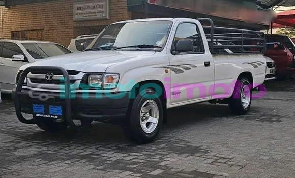 Buy Used Toyota Hilux White Car in Dendron in Limpopo Buy Used Toyota Hilux White Car in Dendron in Limpopo