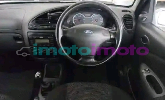 Buy Used Ford B-MAX White Car in Dainfern in Gauteng Buy Used Ford B-MAX White Car in Dainfern in Gauteng