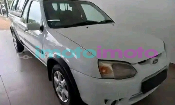 Buy Used Ford B-MAX White Car in Dainfern in Gauteng Buy Used Ford B-MAX White Car in Dainfern in Gauteng