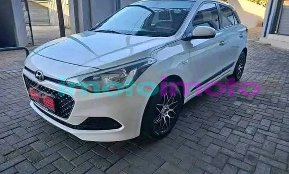 Buy Used Hyundai i20 White Car in Benoni in Gauteng Buy Used Hyundai i20 White Car in Benoni in Gauteng